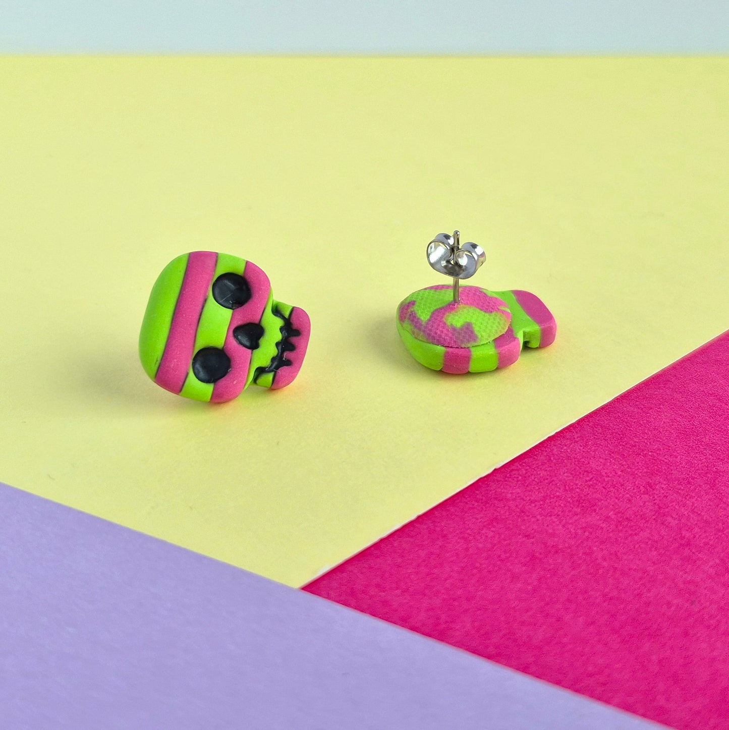 Cute halloween stripy stud earrings, skull lime green+ dark pink